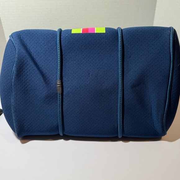 Taylor Gray Melissa Perforated Navy w/Pink Lime Green Stripe Neoprene Tote NEW - Picture 11 of 13